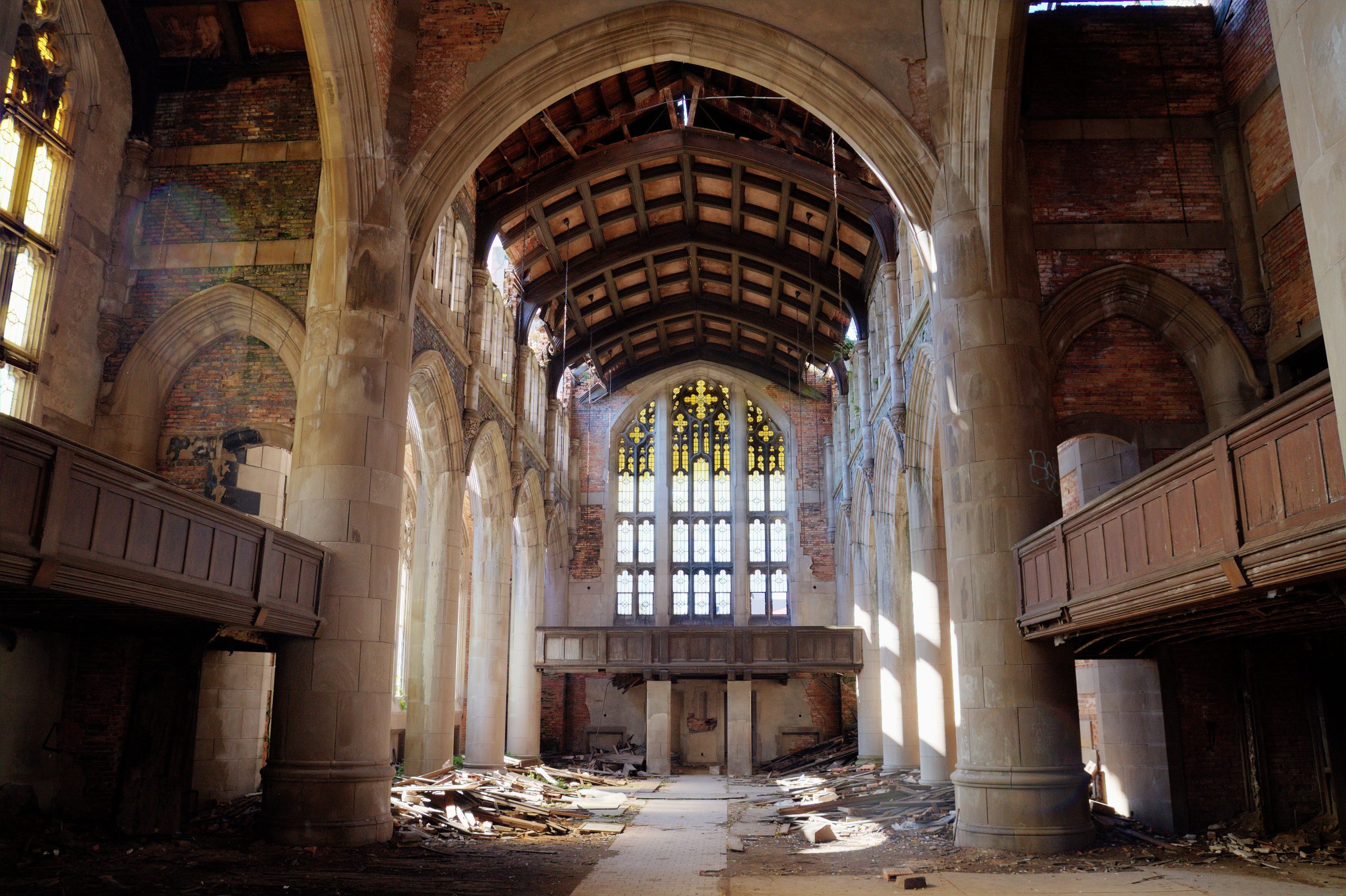18 Abandoned Churches And Synagogues You Have To See