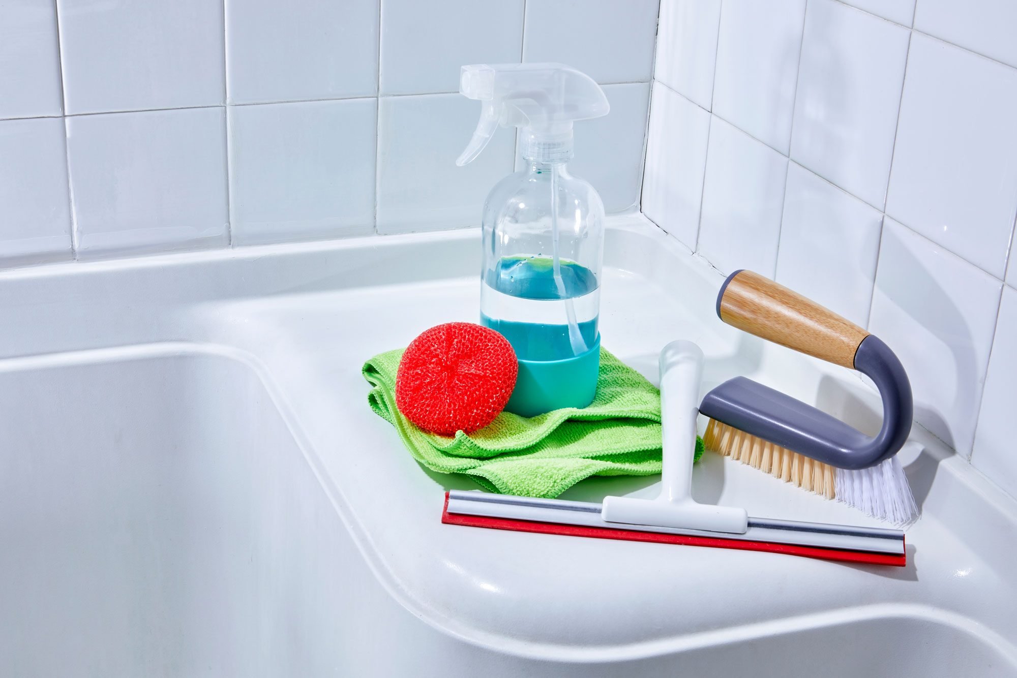 3 things I do after every shower to make cleaning easier