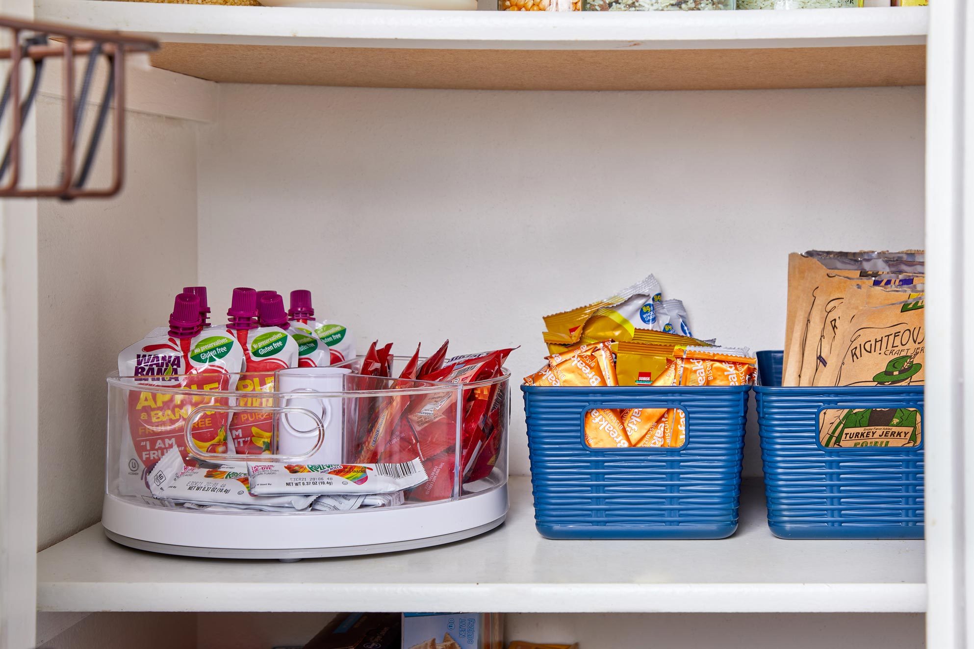 The 10 Best Ways to Organize Food Storage Containers  Tupperware organizing,  Food storage containers organization, Food storage containers