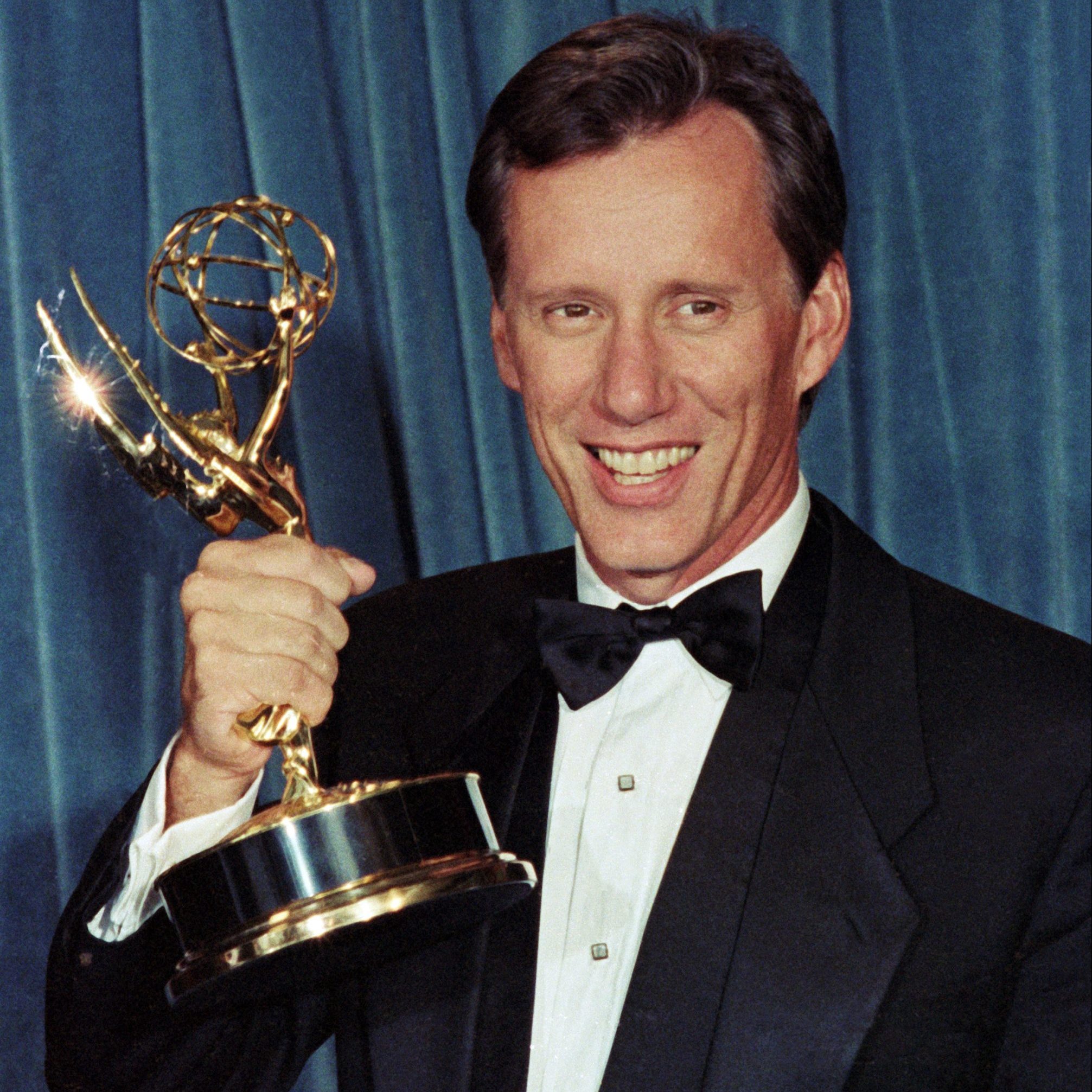 Winner James Woods at Emmy Awards 1989