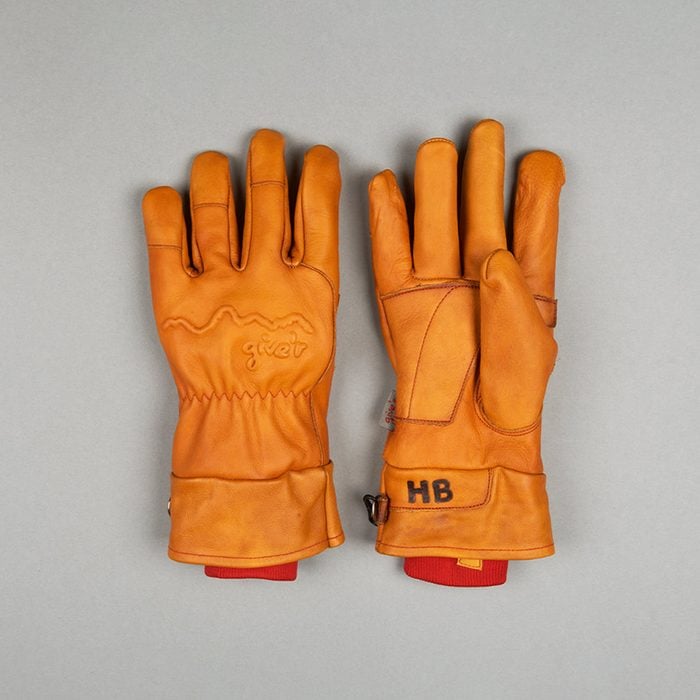 Give'r Four Season Gloves Ecomm Via Give R.com