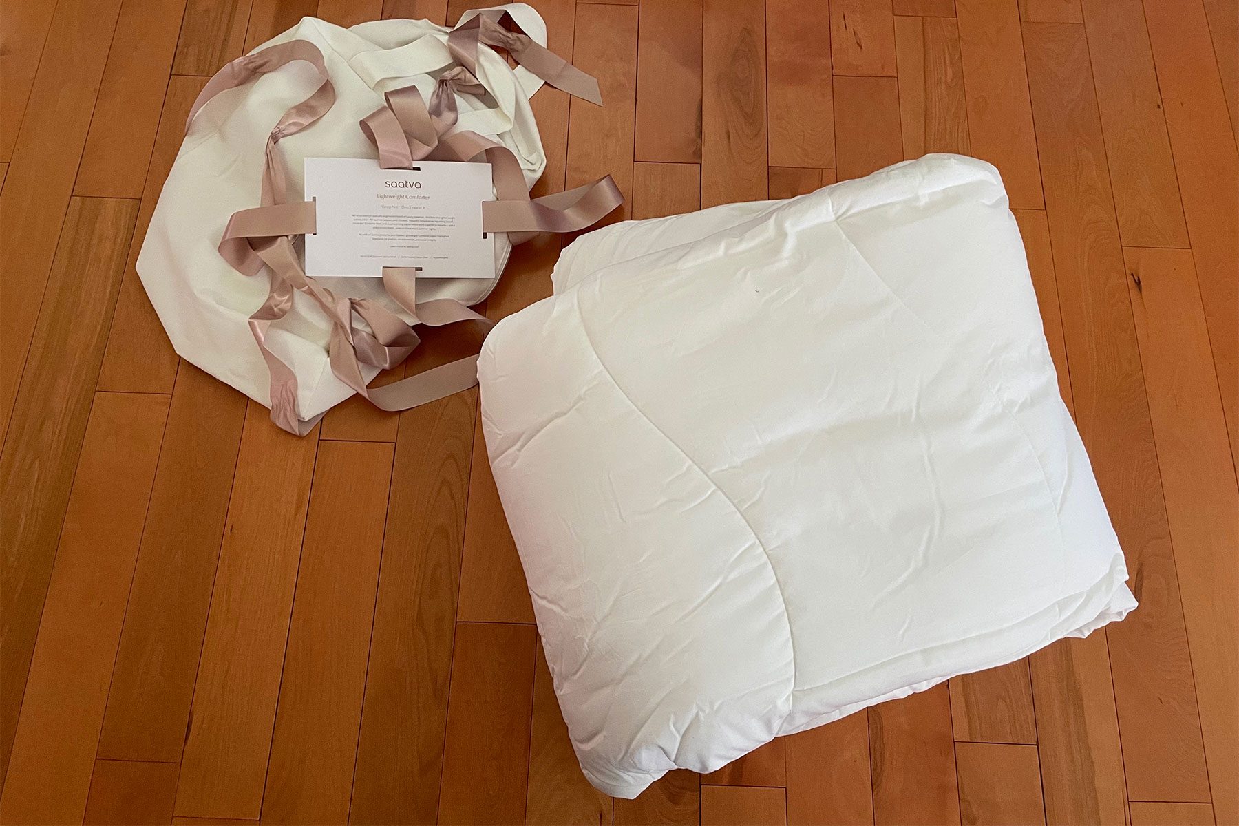 Saatva Lightweight Down Alternative Comforter