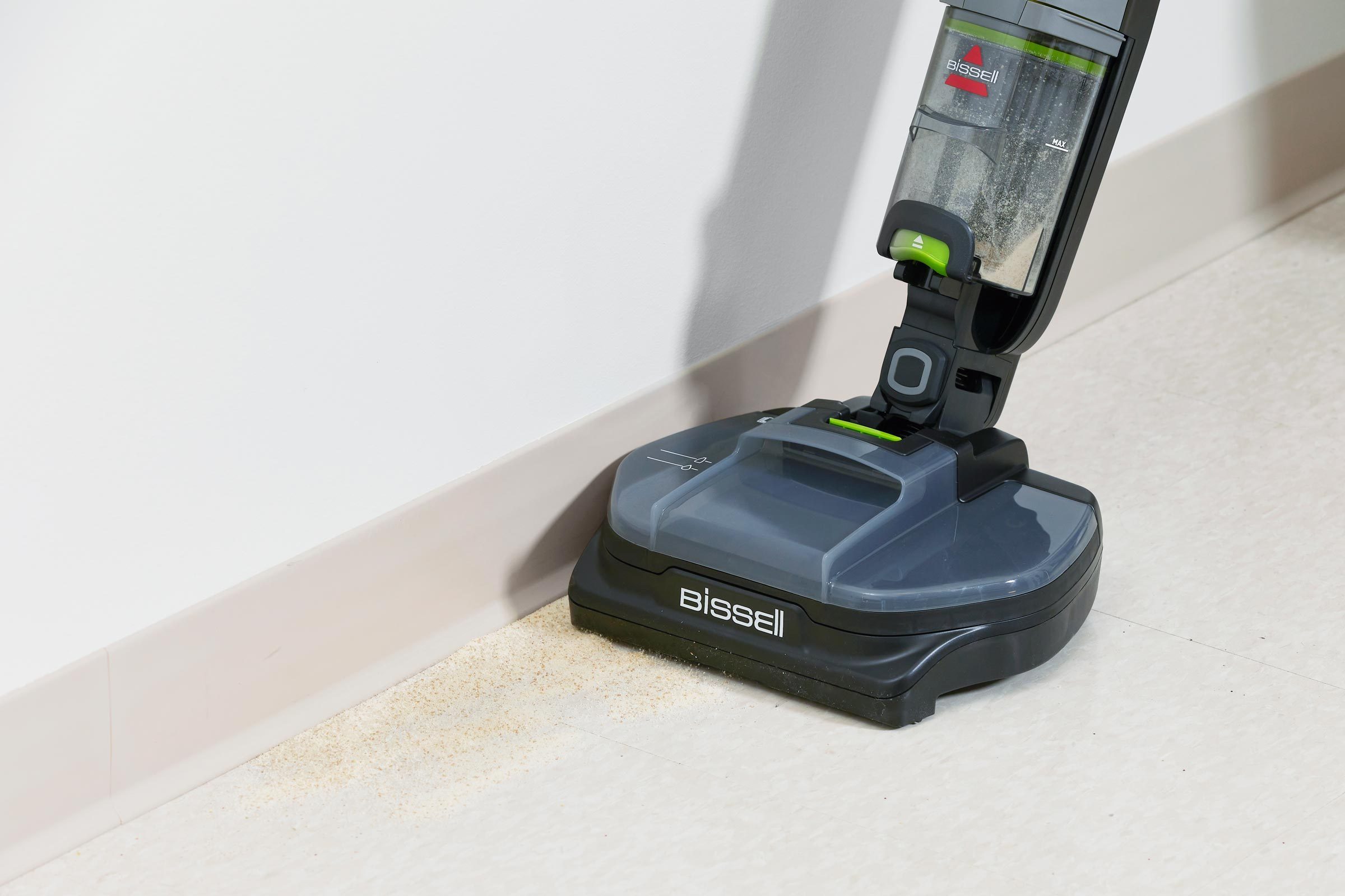 Bissell SpinWave vacuuming spill