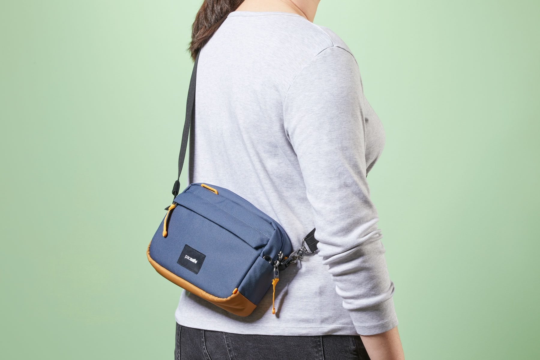 Pacsafe Crossbody Review It Has Effective Anti Theft Features