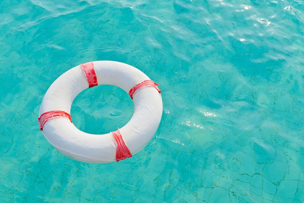 42 Water Safety Tips From Lifeguards | Reader's Digest